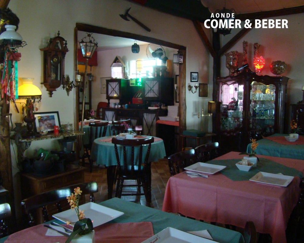 Foto interna do restaurante Bonassoli em Blumenau, SC